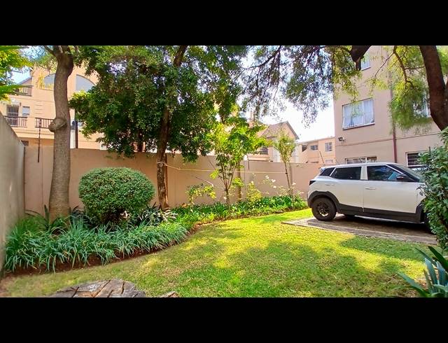 2 BEDROOM APARTMENT FOR SALE IN BLACKHEATH